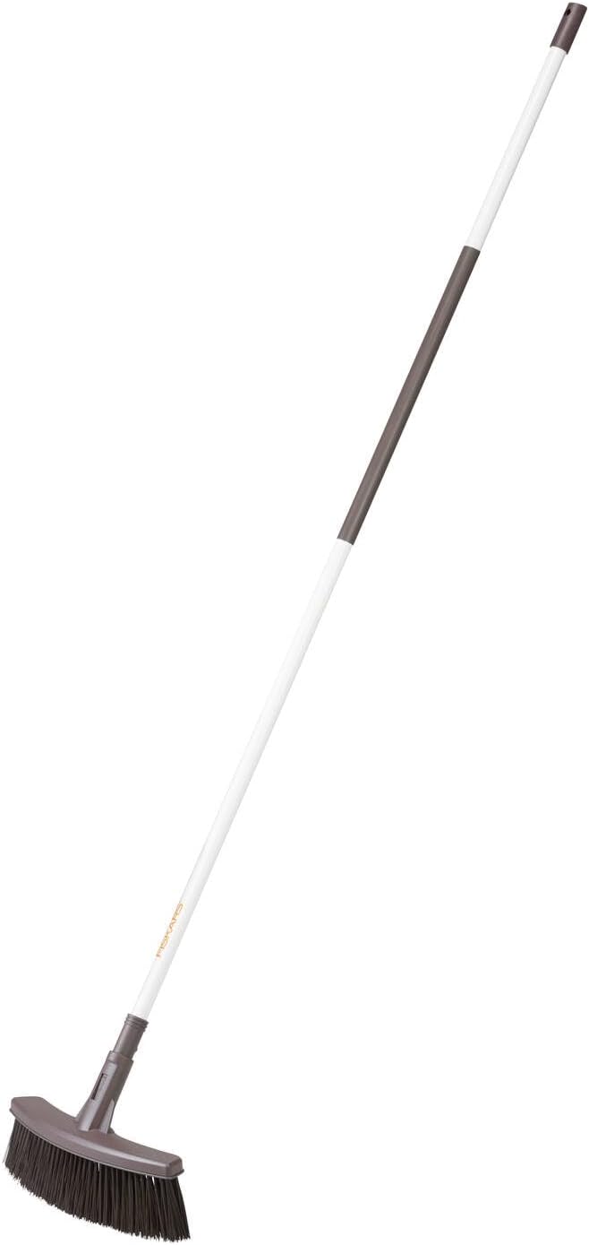 Fiskars Light Broom, Terrace Broom for Smooth Surfaces, with Soft Handle, Length: 1.6 m, Light, White/Black, 1025927