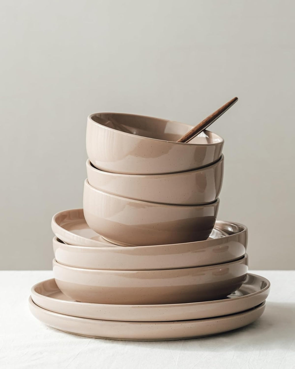 Famiware Milkyway Stoneware Dinnerware Sets with Mugs, Service for 6 (24 Pieces), Plates and Bowls Sets -Scratch Resistant, Microwave and Dishwasher Safe Dishes Set, Cinnamon Brown