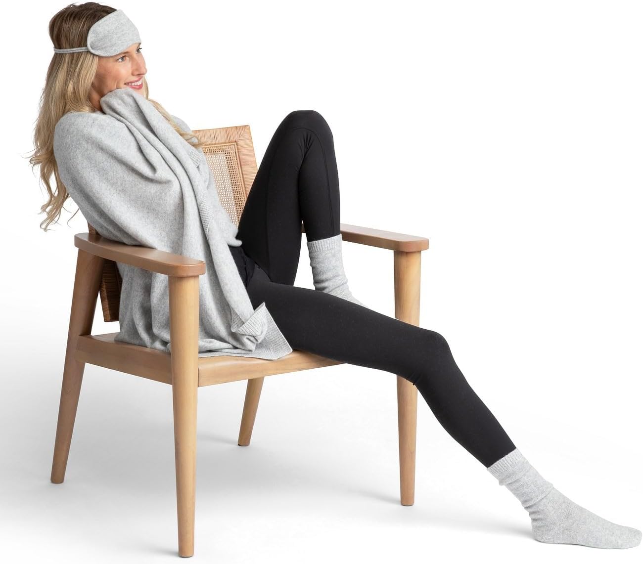 Jet&Bo 100% Pure Cashmere Travel Set: Blanket, Eye Mask, Socks, Carry/Pillow Case Gray in Gift Box