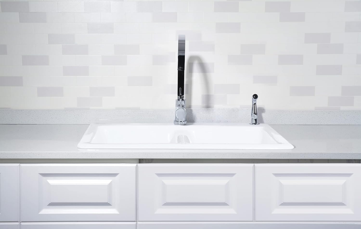Gourmetier GT33229D2 Petra Galley 33-Inch Cast Iron Double Bowl Drop-In Kitchen Sink, 2-Hole, White