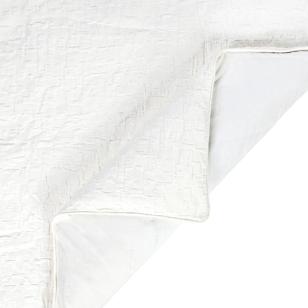 HiEnd Accents Porto Matelassé 3 Piece Duvet Cover Set with Pillow Shams, King Size, Cotton Vintage White Textured Modern Boho Chic Casual Luxury Bedding, 1 Comforter Cover, 2 Pillowcases