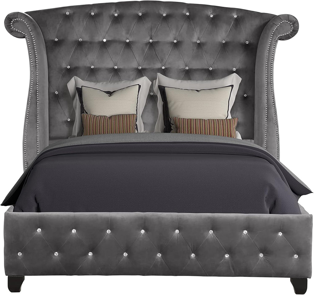 Full 5 Pc Upholstery Bedroom Set Made with Wood in Gray
