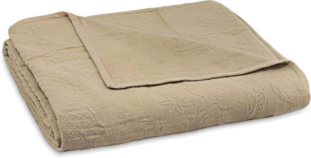 King Charles Modern Farmhouse Floral Matelasse Bedspread, 100% Cotton Breathable Bedding, Full/Queen, Birch
