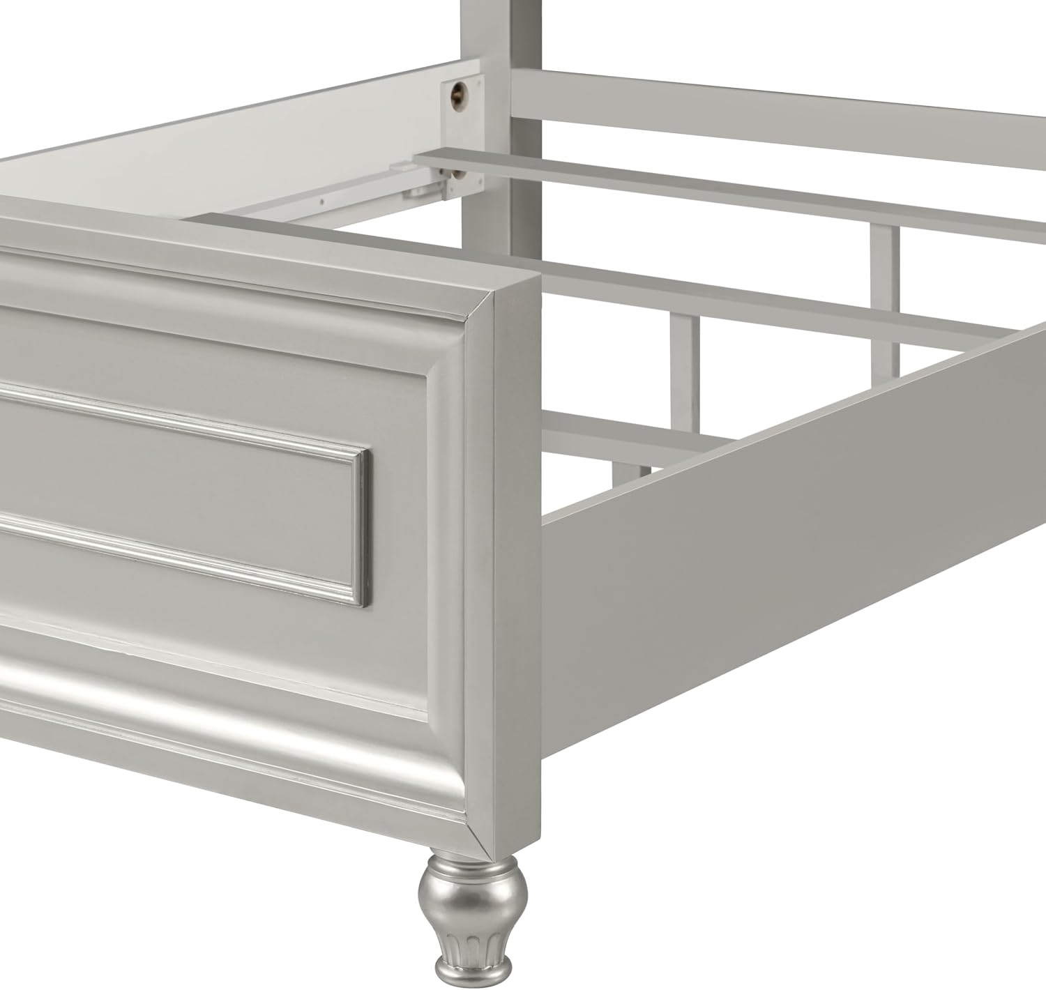 New Classic Furniture Reflections Wood Queen Bed, Silver