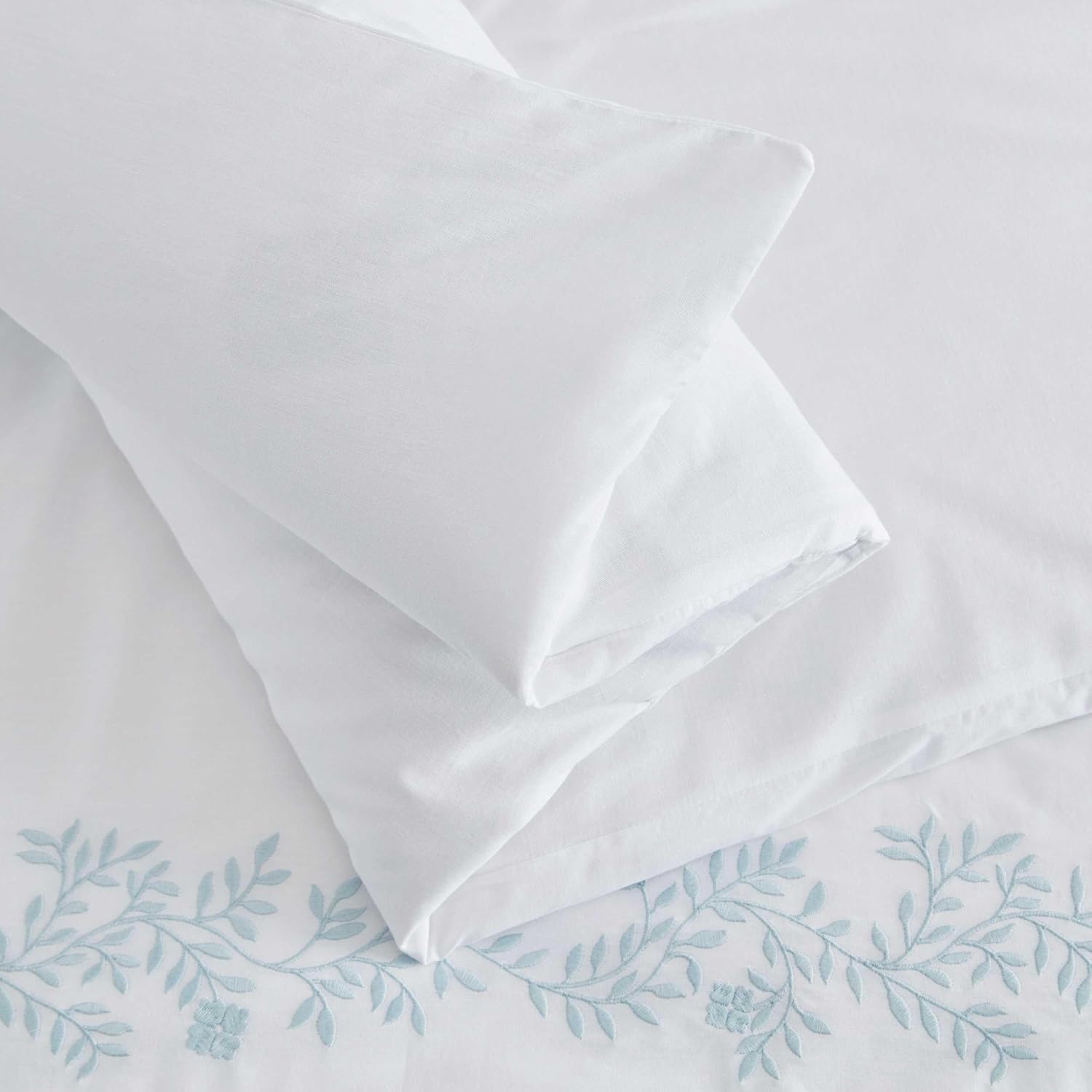 Martha Stewart - Queen Duvet Cover Set, 100% Soft Cotton Bed Set with a Smooth Cotton Percale Reverse, 3 Piece Floral Bedding with Matching Pillowcases (Garden Path Embroidery Blue)