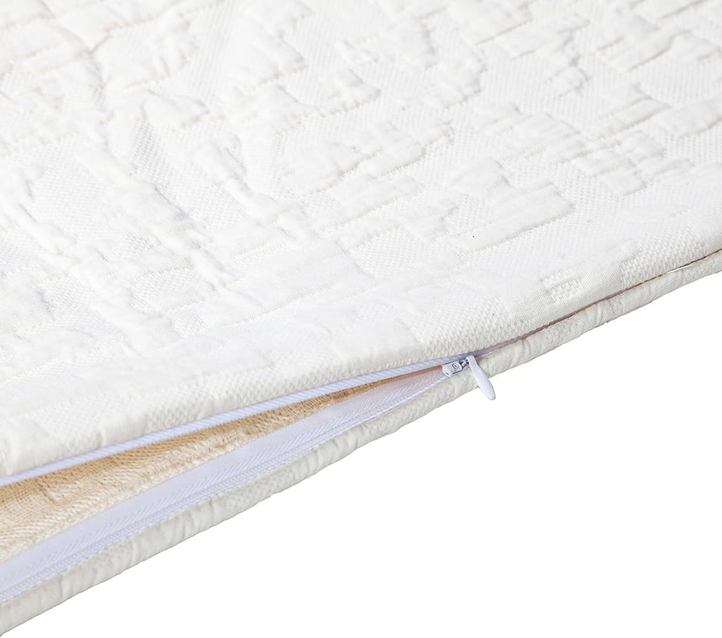 HiEnd Accents Porto Matelassé 3 Piece Duvet Cover Set with Pillow Shams, Queen Size, Cotton Vintage White Textured Modern Boho Chic Casual Luxury Bedding, 1 Comforter Cover, 2 Pillowcases