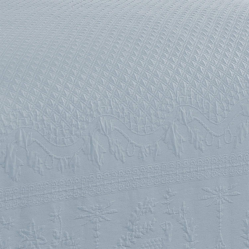 King Charles Modern Farmhouse Floral Matelasse Bedspread, 100% Cotton Breathable Bedding, Full/Queen, Blue