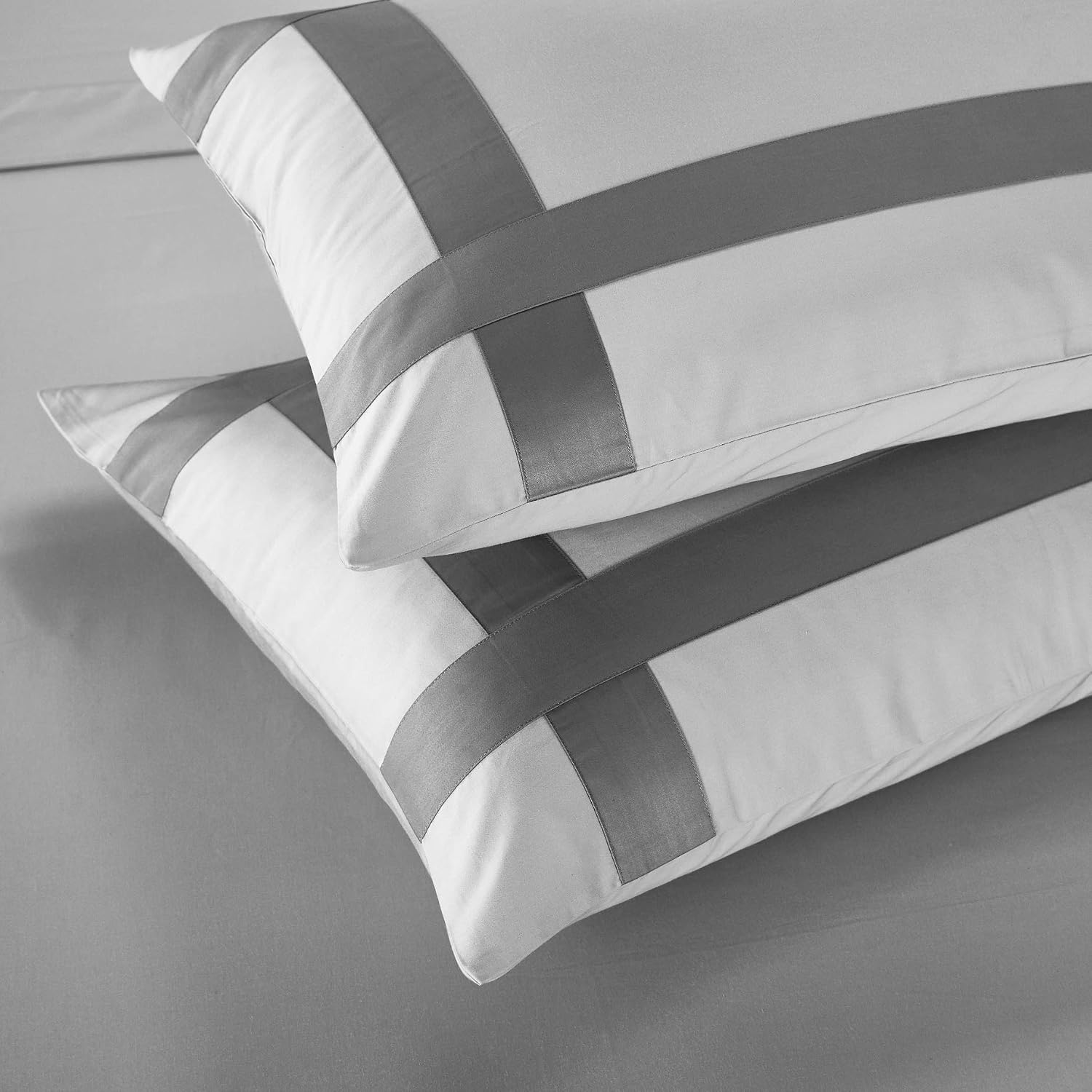 Casabolaj Equilibrio Duvet Covers Set King Size 3 Pieces Do Not Include Filling Casual Modern Minimalist Siver and Grey Color 100% Egyptian Cotton Sateen Luxury 400 TC Cross Patchwork Manufacturing