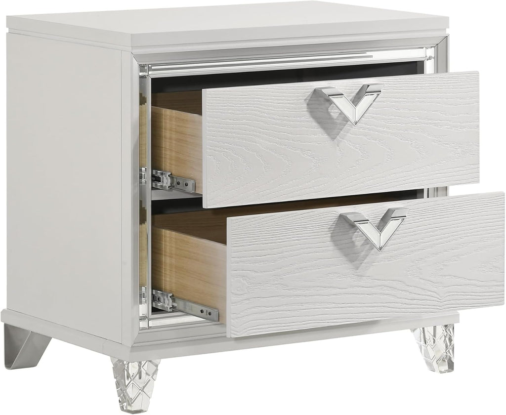 Modern Style King 4PC Bedroom Set with LED Accents & V-Shaped Handles