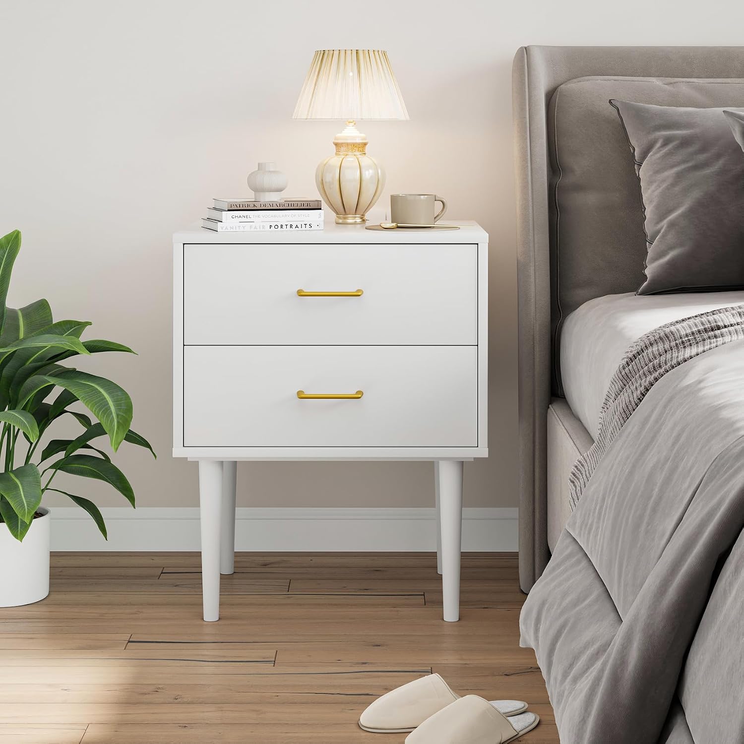 Modern White Bedside Cabinet with Metal Handles | 2-Drawer Nightstand Set of 2, Solid Wood Legs & Metal Slides for Bedroom Living Room