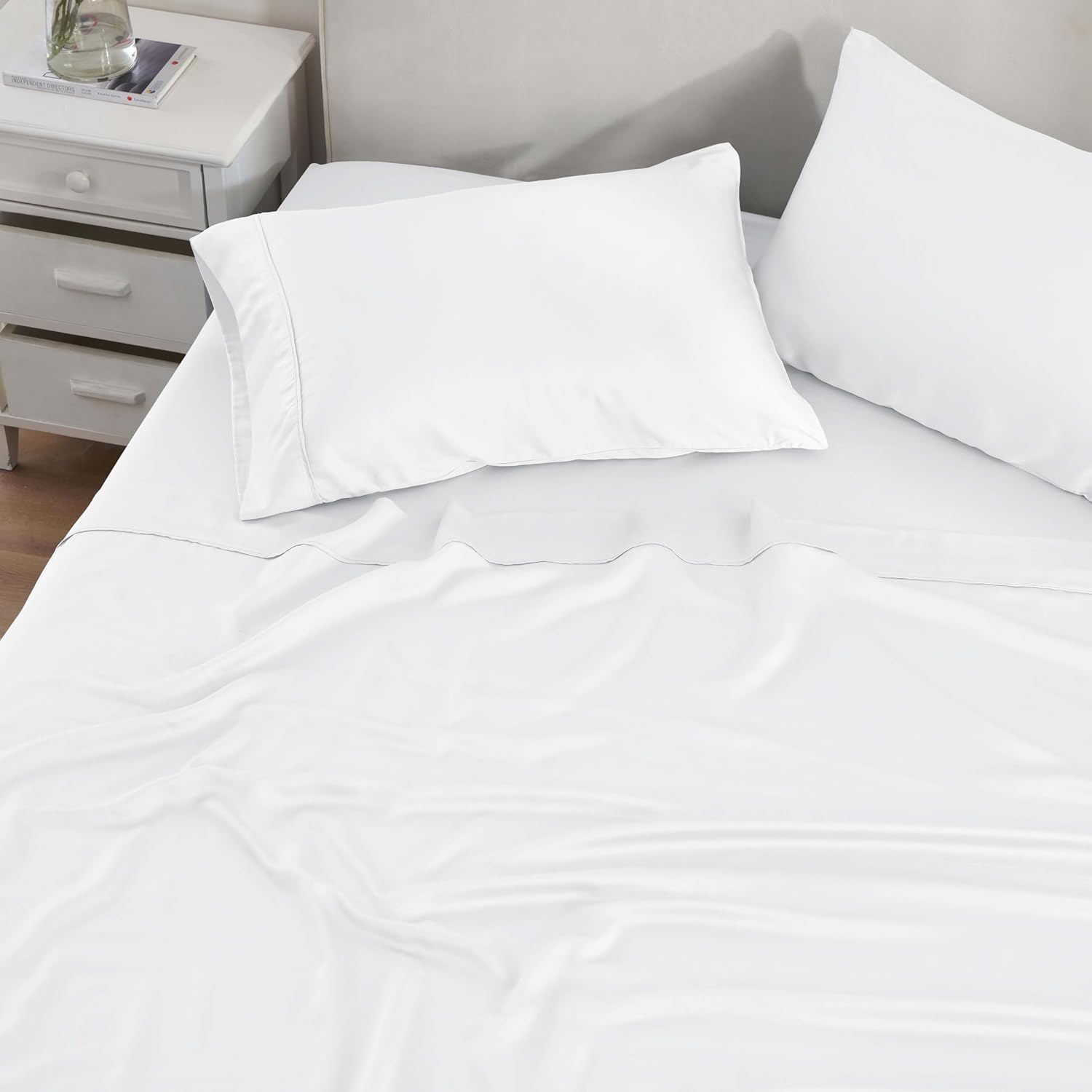 Superior Modal from Beechwood 300-Thread Count Solid Deep Pocket Sheet Set, King, White, 4-Piece SetxSuperior