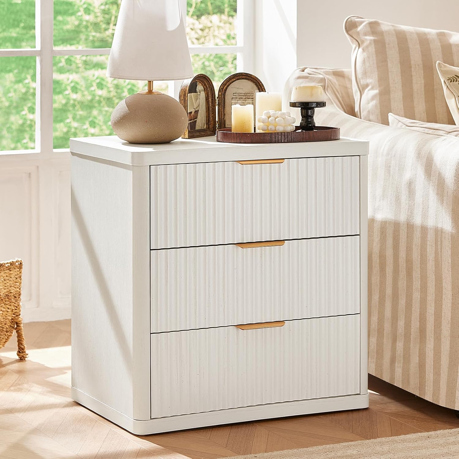 LEYAOYAO Fluted Dresser and Nightstand Sets, Wood 48' Wide Dresser & 23' Night Stand with Charging Station, 2 Piece Bedroom Furniture Set, Chest of Drawers for Bedroom,Living Room, Antique White