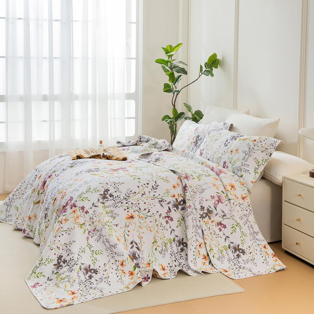 Sanracie Oversized Queen Quilt Bedspread Set(102'x118'), 100% Cotton Floral Quilted Set 3Pcs Yellow Wild Flower Botanical Printed Pattern Bedding Set for All Seasons
