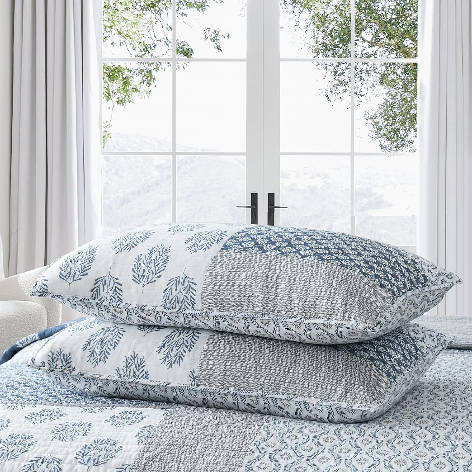 Finlonte Quilts Queen Size, 100% Cotton Queen Comforter Set, Blue Grey Farmhouse Quilted Bedspread, Patchwork Lightweight Reversible Quilt Bedding Set for Queen Bed, 3-Pieces