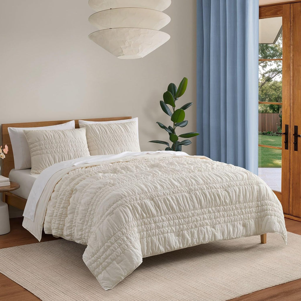 UGG Full/Queen Quilt Set - 3pc Bed Spread with 2 Pillow Shams, All Season Luxury Bedding, Lightweight Quilted Soft Textured Comforter, Cozy Coastal Queen Quilt Set, Beige Snow (Tide Devon)
