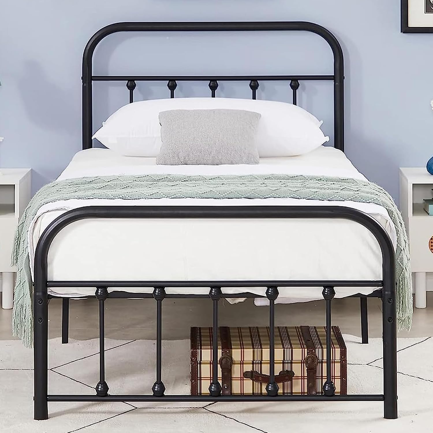 VECELO Twin Size Victorian Style Metal Bed Frame with Headboard Classic Metal Platform Bed Frame Mattress Foundation with Footboard/Under Bed Storage/No Box Spring Classic Black