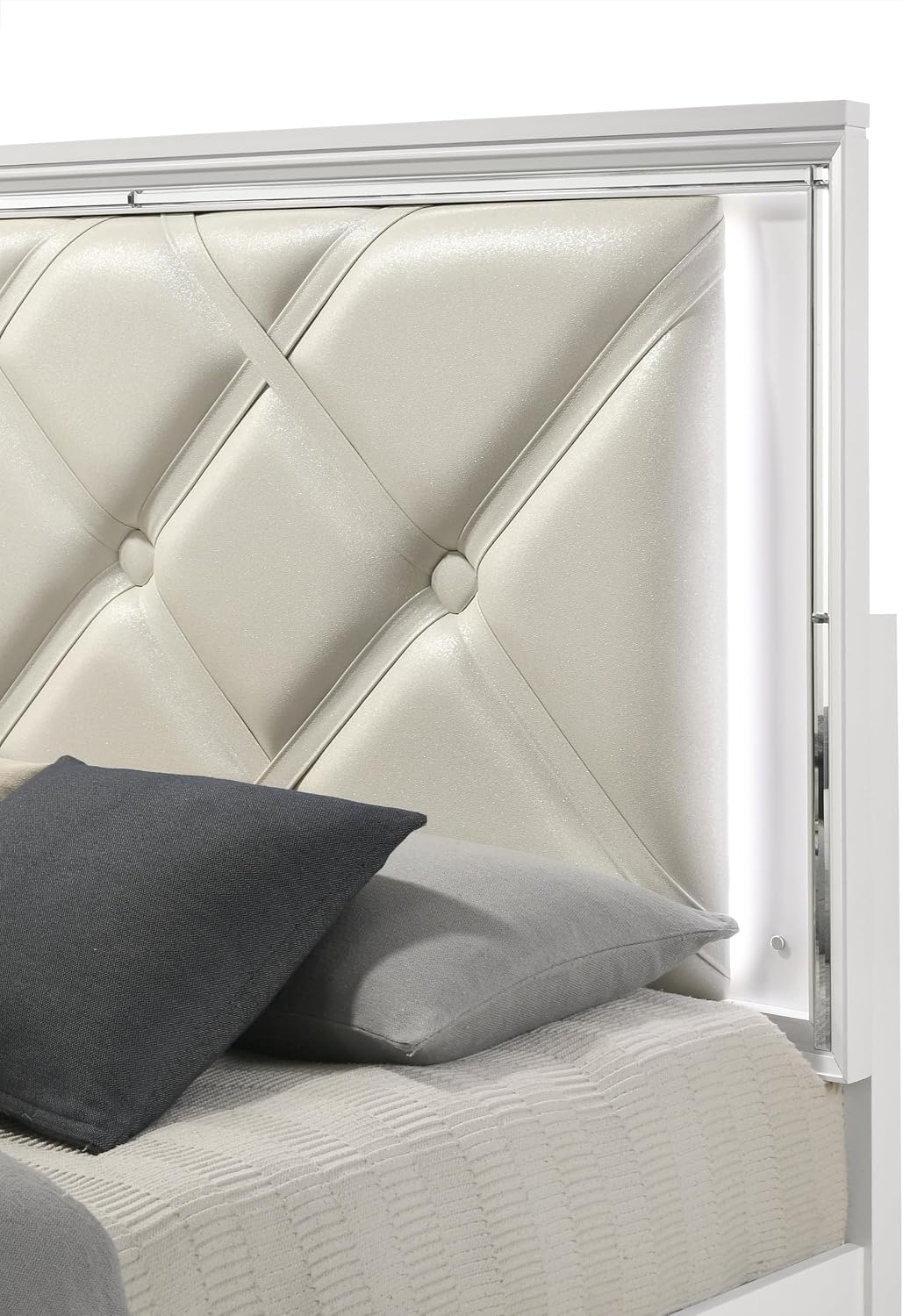 Modern Style King 4PC Bedroom Set with LED Accents & V-Shaped Handles