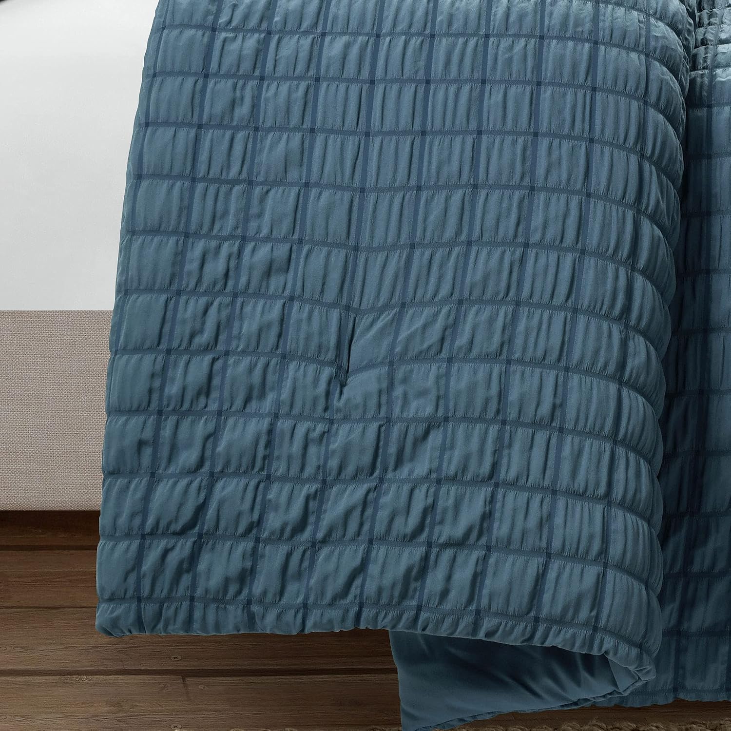 Lush Decor Crinkle Textured Dobby 3 Piece Comforter Set, Full/Queen, Blue