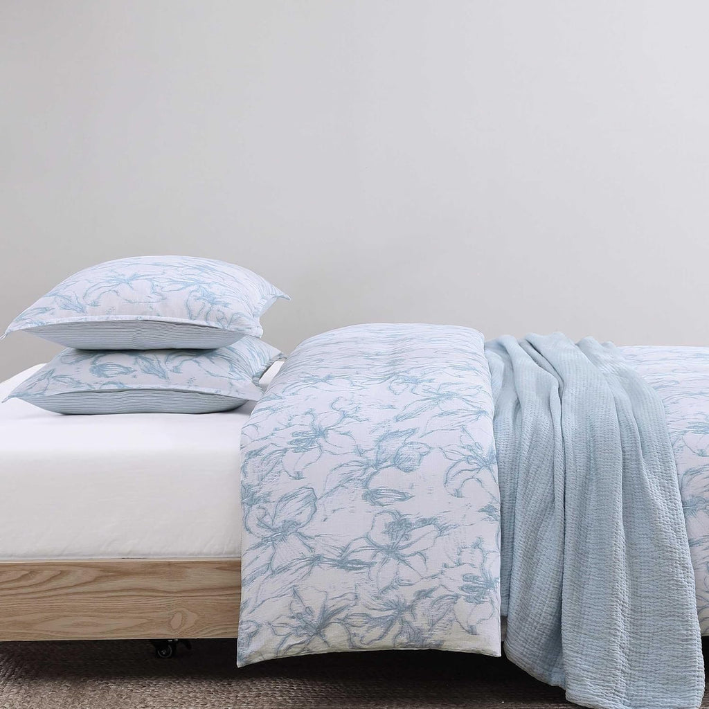 Tommy Hilfiger - Comforter Set, Luxuriously Soft Cotton Slub Bedding with Matching Sham, Abstract Inspired Design (Ethereal Floral Blue, Twin)