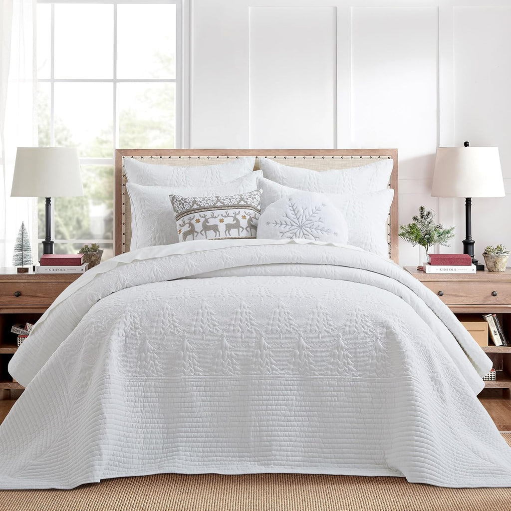 Levtex Home - O Christmas Tree Bedspread Set - Full Bedspread and Two Standard Shams - Christmas Tree - White - Bedspread (96X106in.) and Shams (20x26in.) - Cotton