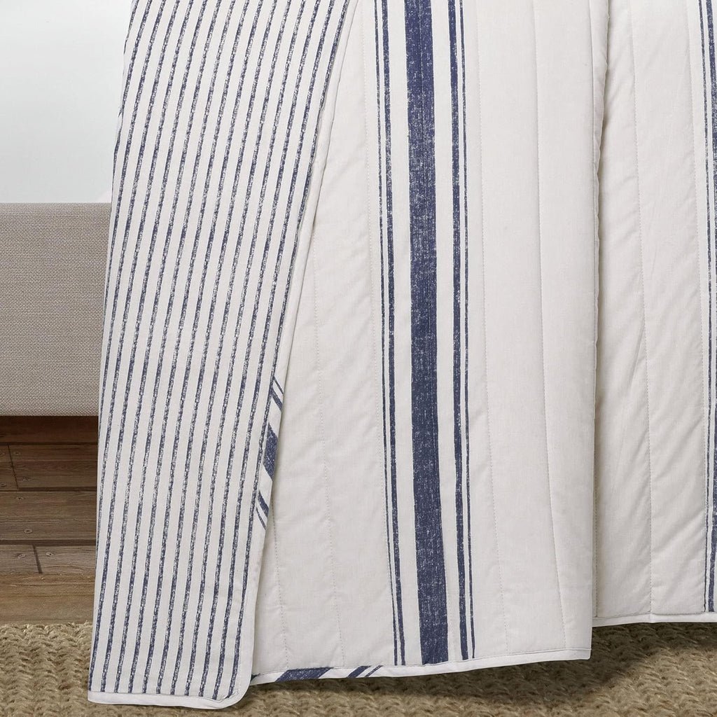 Lush Decor Farmhouse Stripe Reversible Cotton Quilt California King Size 3 Piece Set Navy - Farmhouse Bedding Set - Cal King Quilt - Striped Bedding