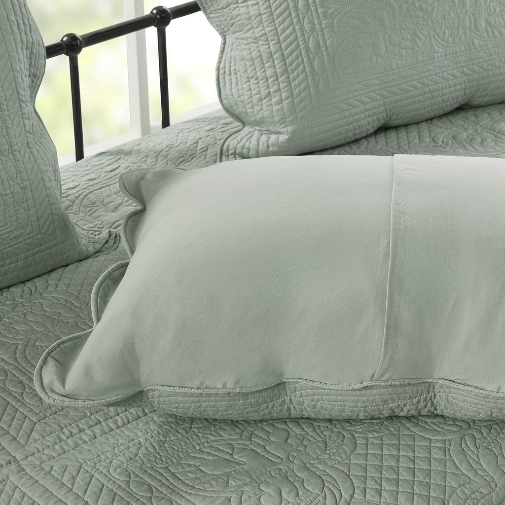 Madison Park Daybed Cover Set Damask Quilted Cover for Daybeds, All Season, Pre-Washed Cotton-Filled Coastal Bedding Scallop Edge, Shams, Bedskirt, Décor Pillows, Tuscany, Seafoam, 39'x75', 6 Piece