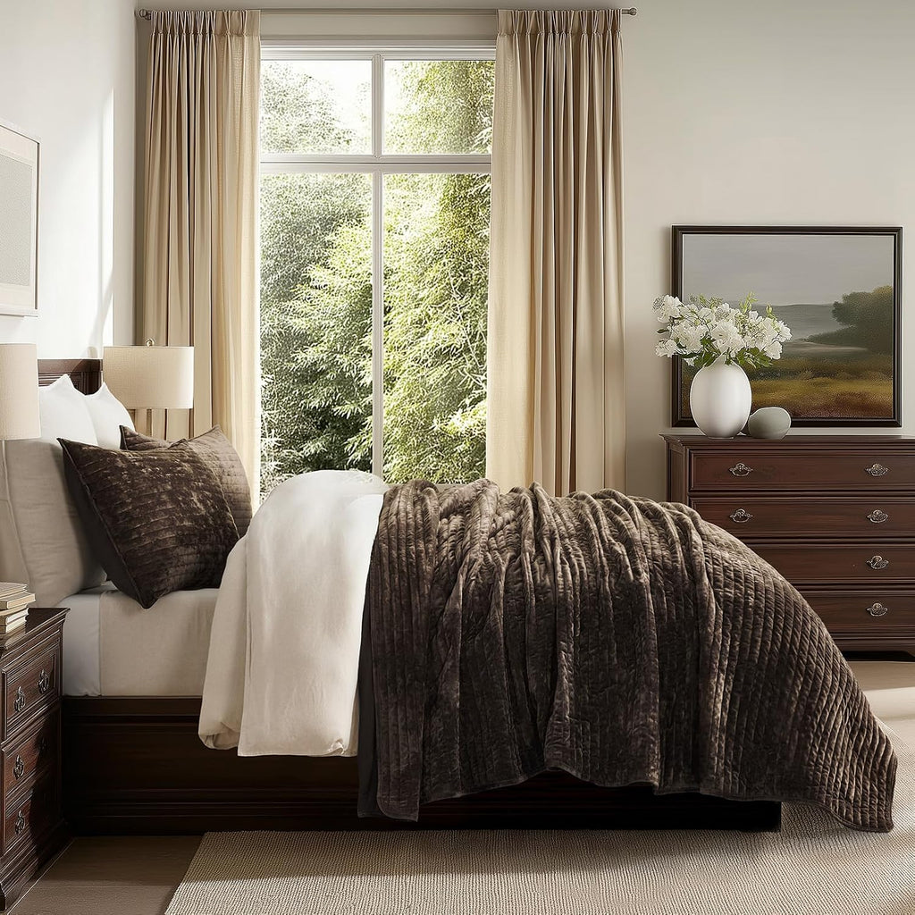 EVERGRACE Velvet Quilt Set California King 118'' x 106'', Luxurious Soft Striped Channel Bedding Set, Lightweight Velvet Comforter for All Season, Oversized Bedspread Coverlet w/ 2 Shams, Walnut Brown
