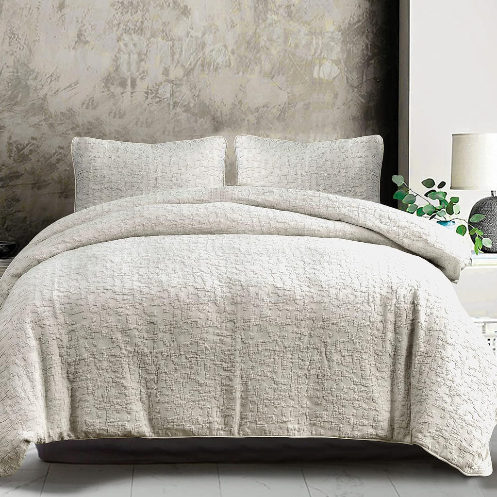 HiEnd Accents Porto Matelassé 3 Piece Duvet Cover Set with Pillow Shams, King Size, Cotton Light Taupe Textured Modern Boho Chic Casual Luxury Bedding, 1 Comforter Cover, 2 Pillowcases