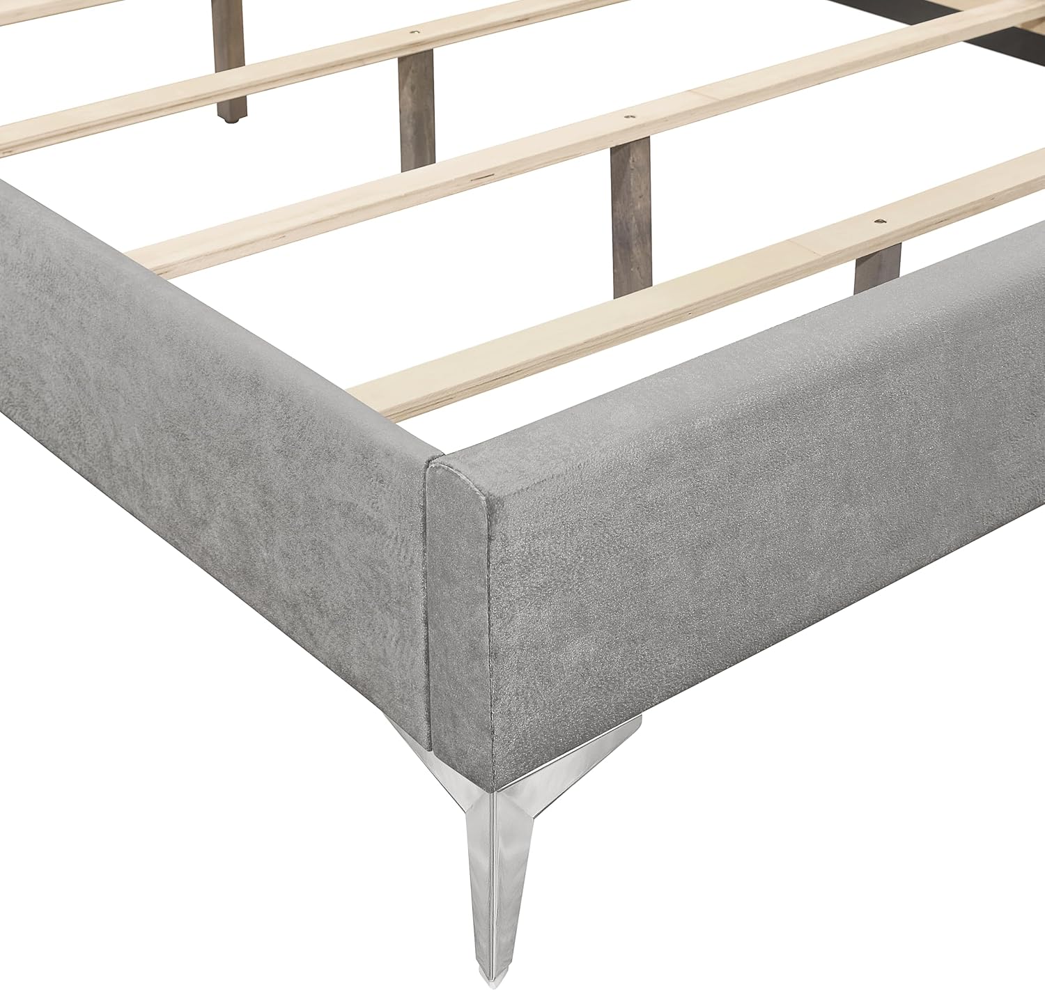 New Classic Furniture Huxley Wood Queen Bed, Gray