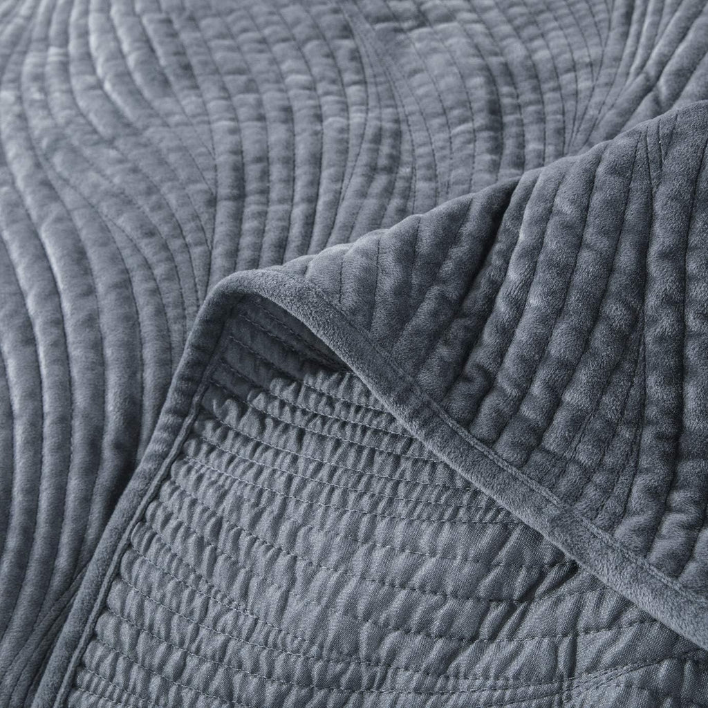 Tache Velvet Dreams Luxurious Velveteen Velour Super Soft Plush Warm Cozy Elegant Ripple Waves Stitch Quilted Coverlet Steel Navy Blue Bedspread Set, Full