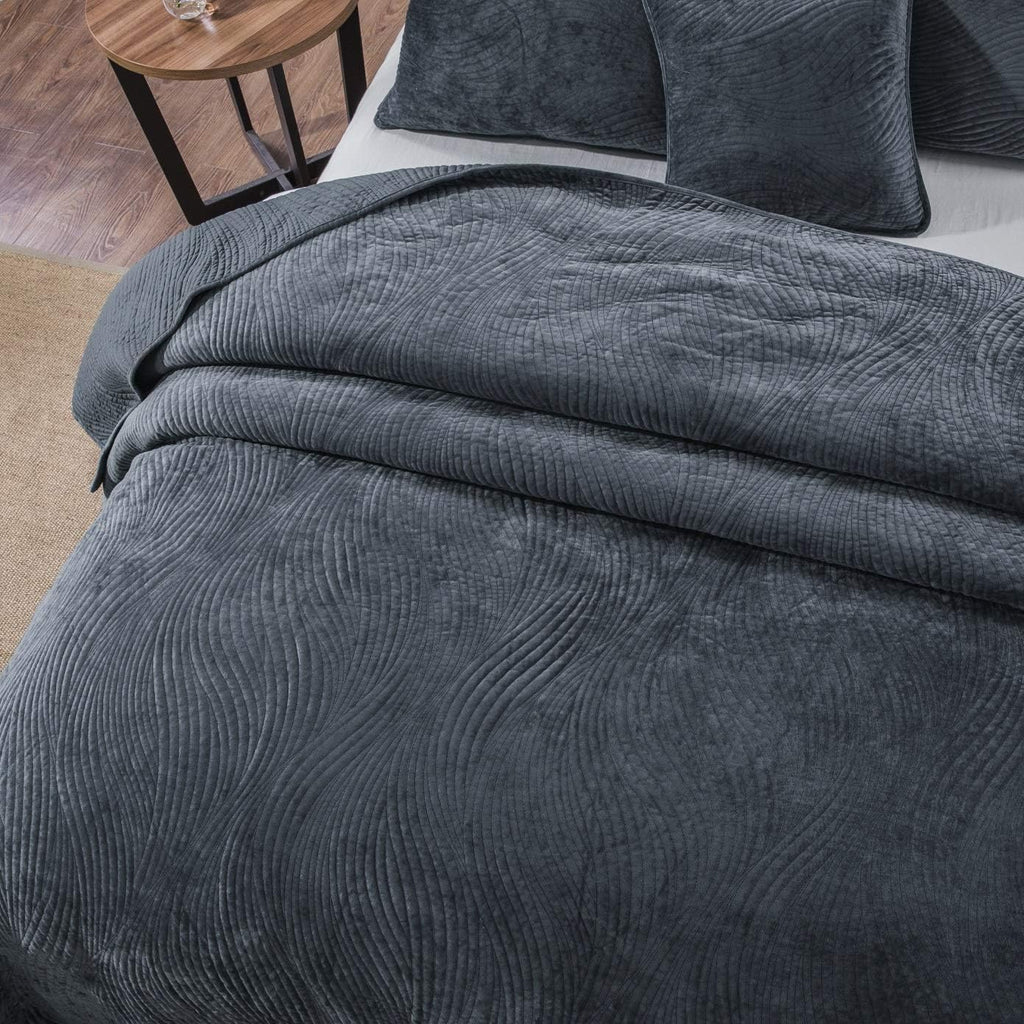 Tache Velvet Dreams Luxurious Velveteen Velour Super Soft Plush Warm Cozy Elegant Ripple Waves Stitch Quilted Coverlet Steel Navy Blue Bedspread Set, Full