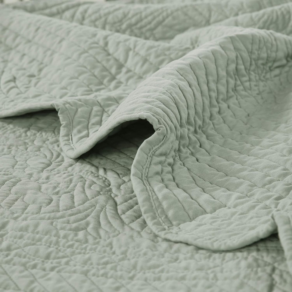 Madison Park Daybed Cover Set Damask Quilted Cover for Daybeds, All Season, Pre-Washed Cotton-Filled Coastal Bedding Scallop Edge, Shams, Bedskirt, Décor Pillows, Tuscany, Seafoam, 39'x75', 6 Piece