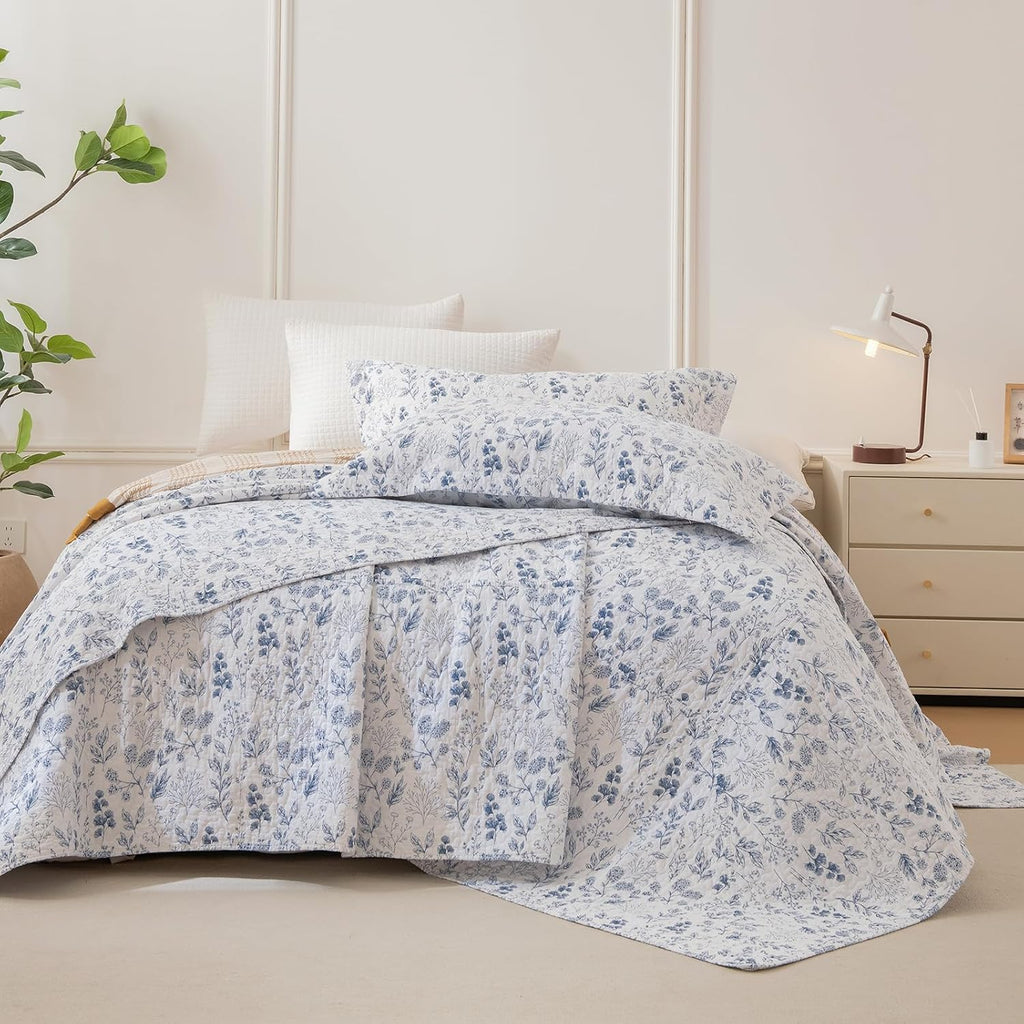 Sanracie 100% Cotton Oversized King Bedspread 128'x120', Shabby French Country Chic White and Blue Floral Botanical Bedspread Sets 3Pcs Soft Breathable Vintage Garden Floral Quilt Sets for All Season