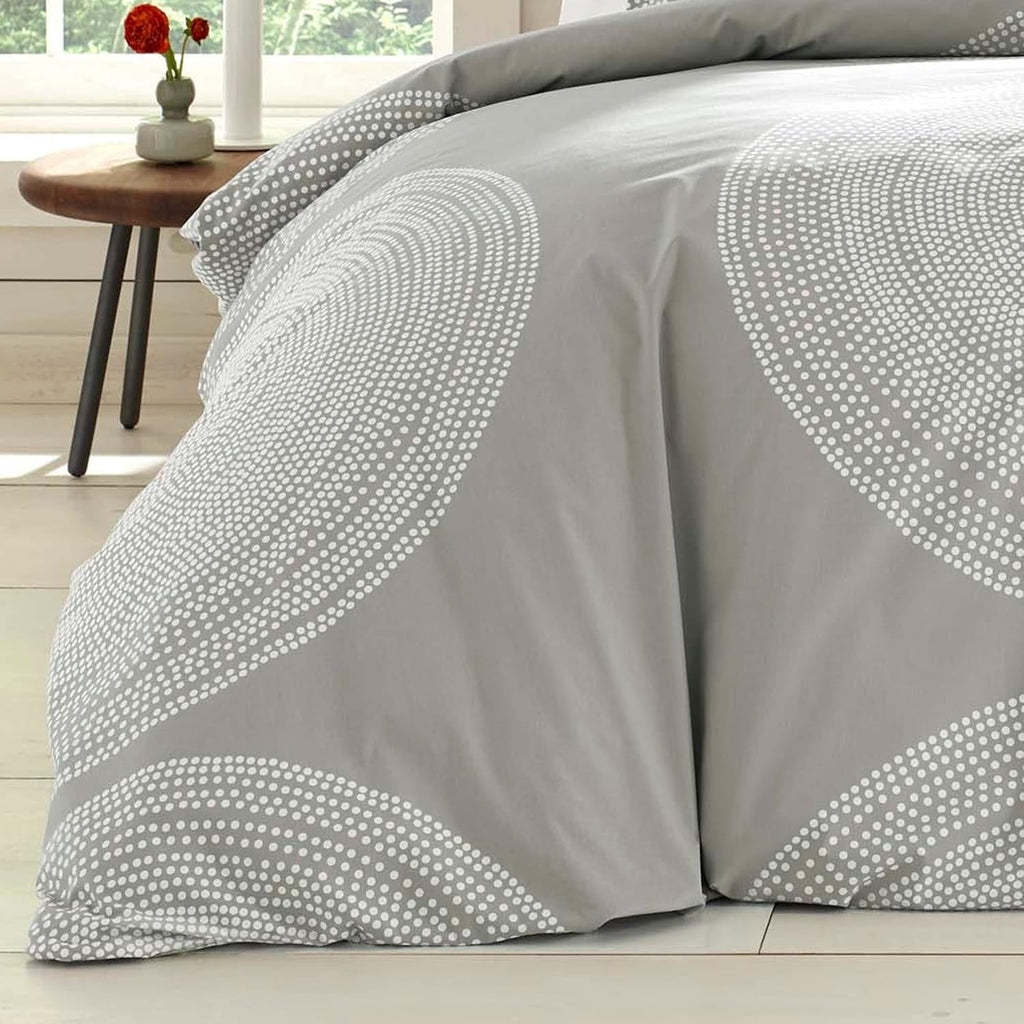 Marimekko - King Duvet Cover Set, Smooth Cotton Percale Bedding with Matching Shams, Lightweight Home Decor (Fokus Grey, King)