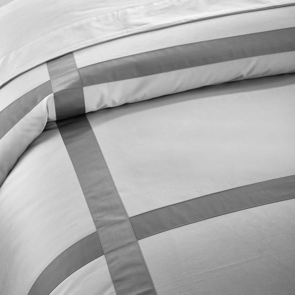 Casabolaj Equilibrio Duvet Covers Set Queen Size 3 Pieces Do Not Include Filling Casual Modern Minimalist Siver and Grey Color 100% Egyptian Cotton Sateen Luxury 400 TC Cross Patchwork Manufacturing
