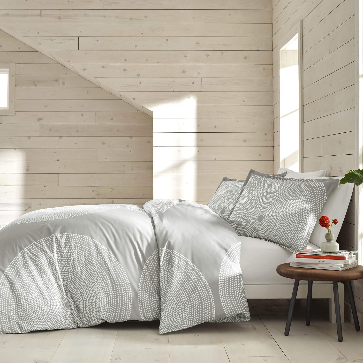 Marimekko - King Duvet Cover Set, Smooth Cotton Percale Bedding with Matching Shams, Lightweight Home Decor (Fokus Grey, King)