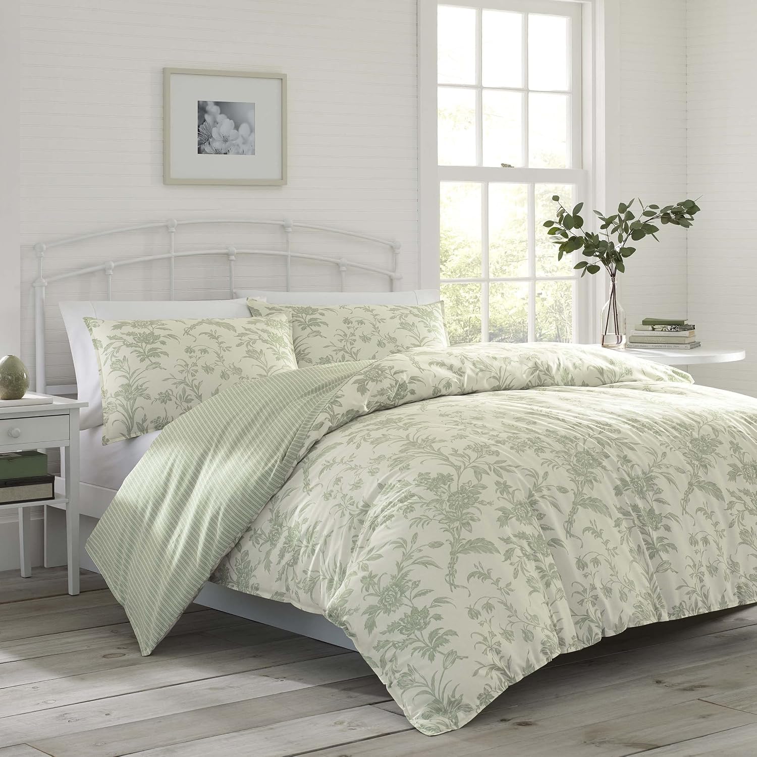 Laura Ashley Home - King Duvet Cover Set, Reversible Cotton Bedding, Includes Matching Shams with Bonus Euro Shams & Throw Pillows (Natalie Green, King)