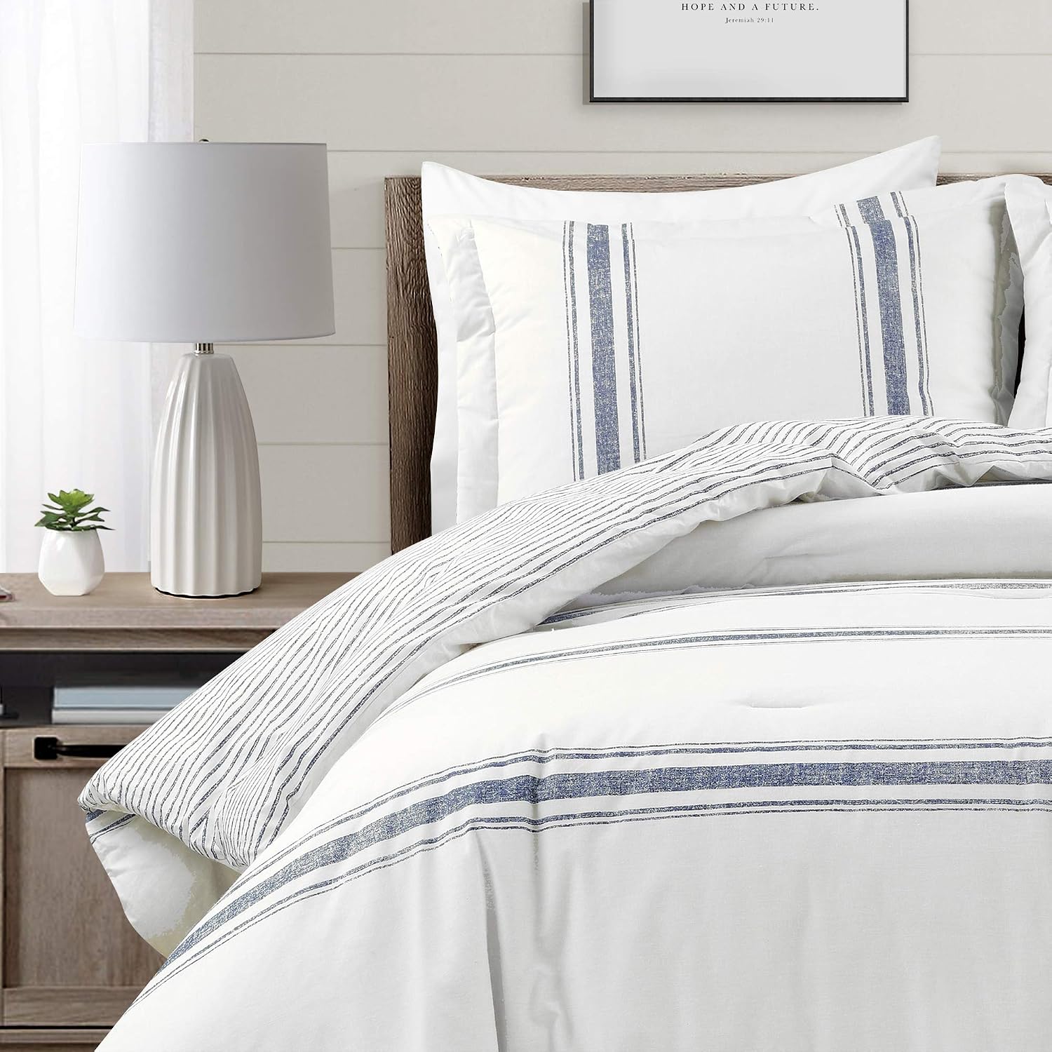 Lush Decor Farmhouse Stripe Reversible Cotton Comforter Set, 3 Piece Set, King, Navy - Cozy Farmhouse Bedding Set - Rustic Decor - Striped Comforter - Modern Farmhouse Bedroom Decor