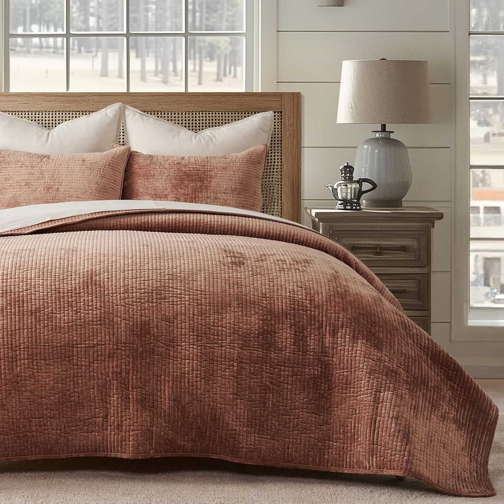 EverGrace Velvet Quilt Set California King 118'' x 106'', Luxurious Soft Bedding Sets, Lightweight Velvet Comforter for All Season, Striped Oversized Bedspread Coverlet w/ 2 Shams, Terracotta Clay