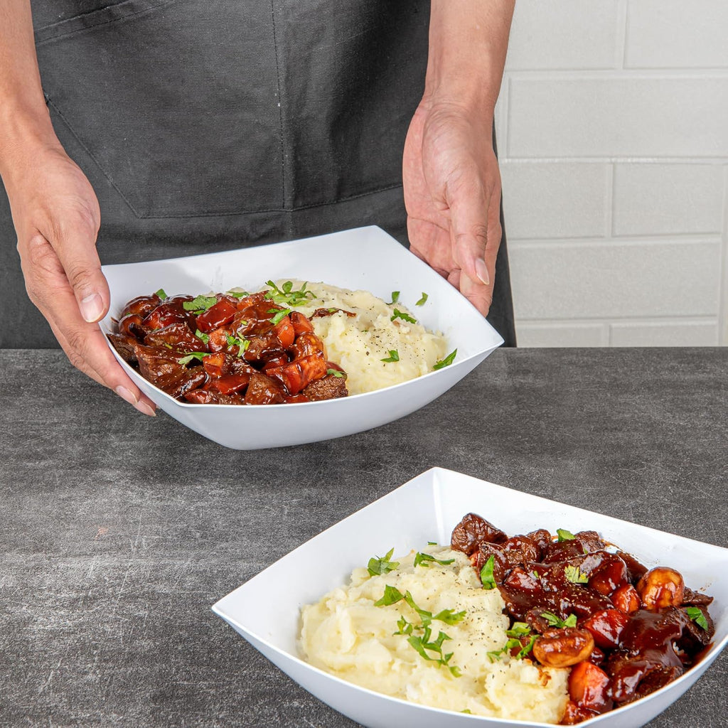 Restaurantware Moderna 64 Ounce Fancy Plastic Bowls 100 Square Disposable Salad Bowls - Durable Heavy-duty White Plastic Bowls For Warm And Cold Foods