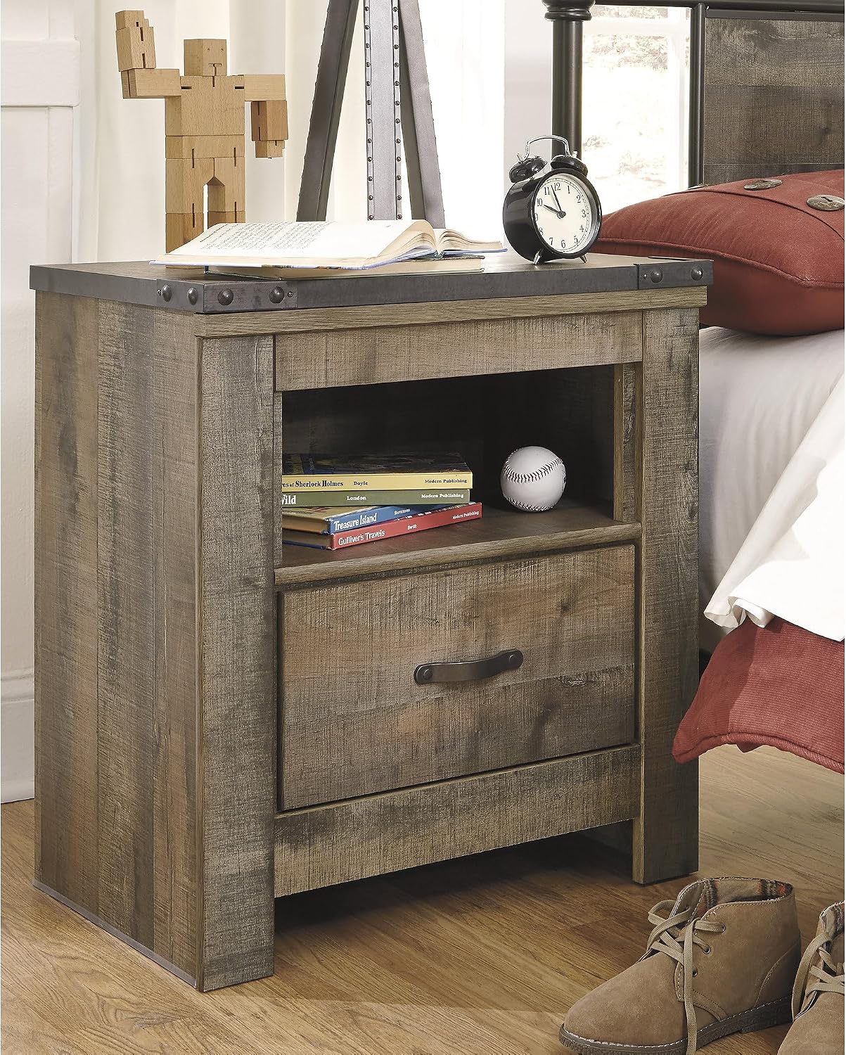 Signature Design by Ashley Trinell Rustic 1 Drawer Nightstand, USB Charing, Storage Cubby, Nailhead Accents, Wood, 24.72' W x 16.18' D x 26.22' H, Warm Brown