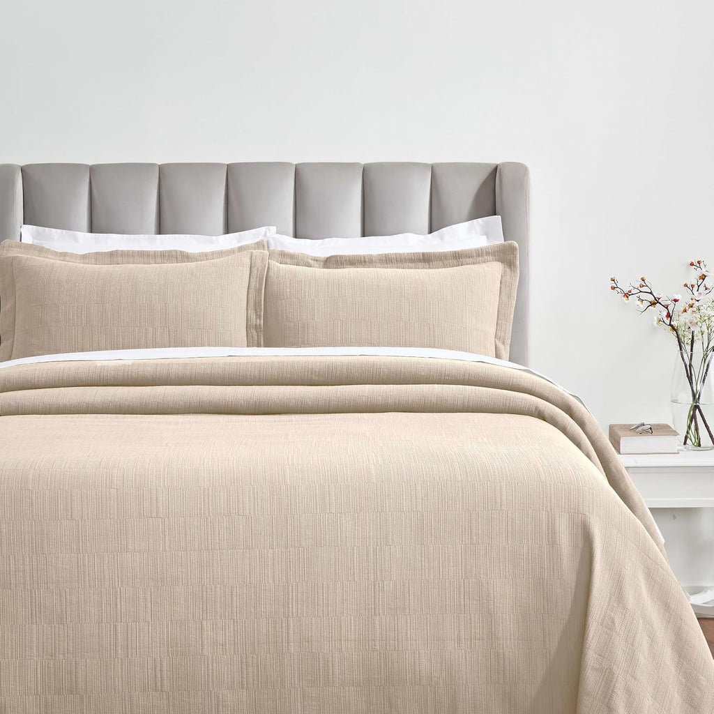 Superior 3 Piece Cotton Bedspread and Sham Set, Home Bed Decor, Decorative Bed Spread, 2 Pillow Shams, Medium Weight, Textured Matelasse Coverlet, Bedding Essentials, Zenith Collection, Full, Beige