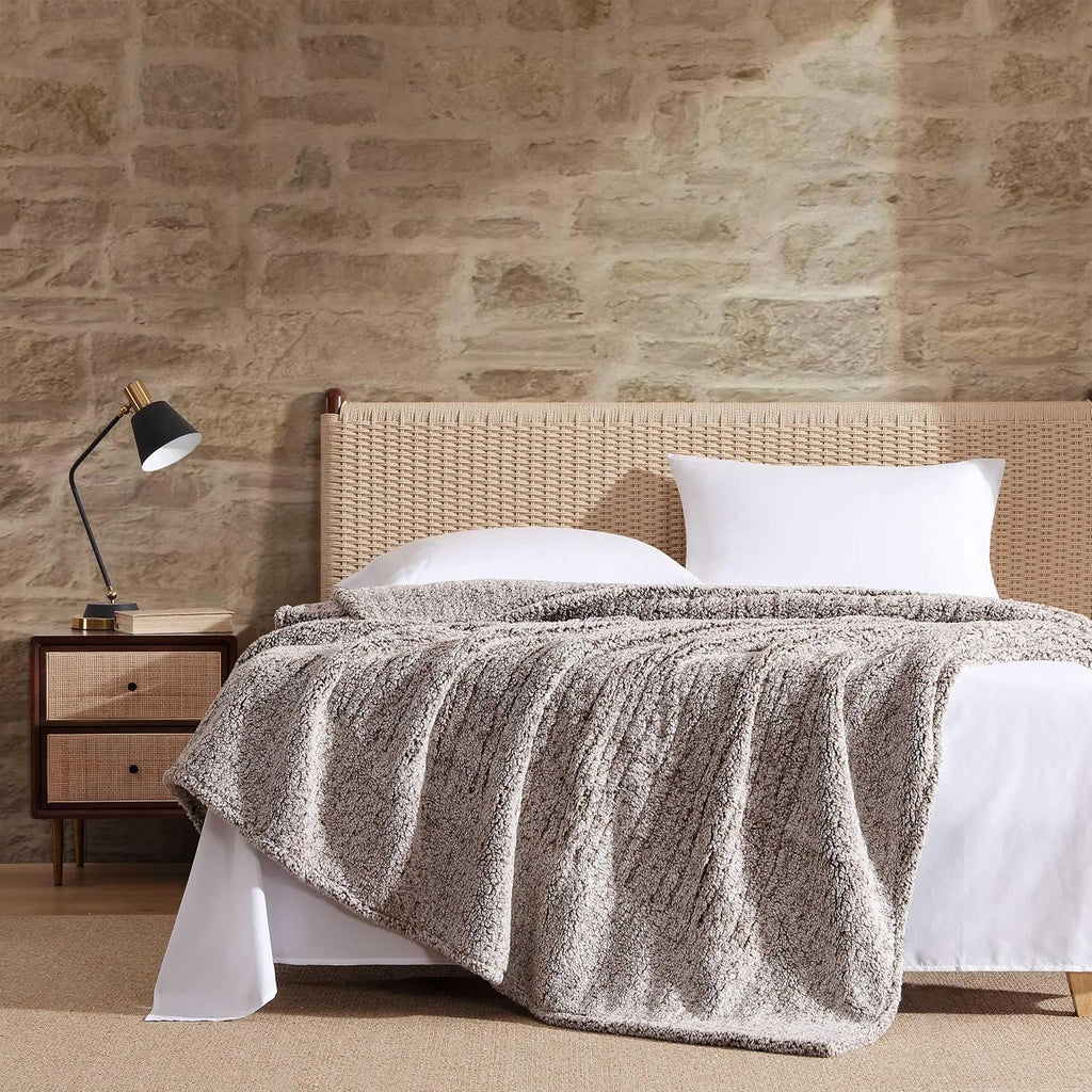 Eddie Bauer - King Size Heated Blanket, Ultra-Soft Rib Plush Bedding with Solid Sherpa Reverse, Throw Blanket with 10 Heat Settings & Auto Shut-Off (Lookout Mountain Brown)