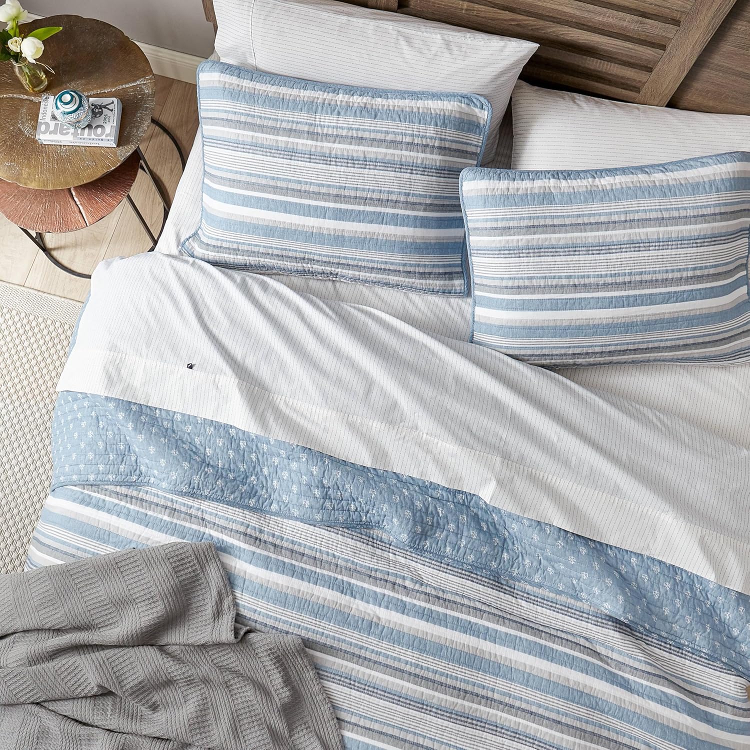 Nautica - Queen Quilt Set, 100% Cotton Bedding with Matching Shams, Reversible Stripe and Anchor Design, Lightweight for Year-Round Layering (Jettison Blue)