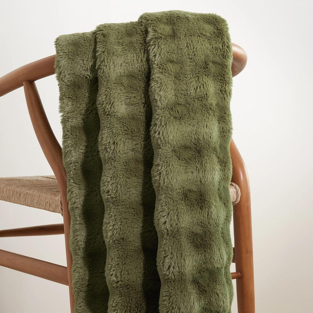 Pine Cone Hill Fab Faux Olive Throw, 50' x 70', Green Solid Pattern