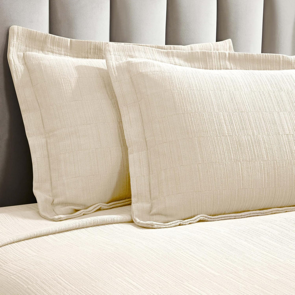 Superior 3 Piece Cotton Bedspread and Sham Set, Home Bed Decor, Decorative Bed Spread, 2 Pillow Shams, Medium Weight, Textured Matelasse Coverlet, Bedding Essentials, Zenith Collection, King, Ivory