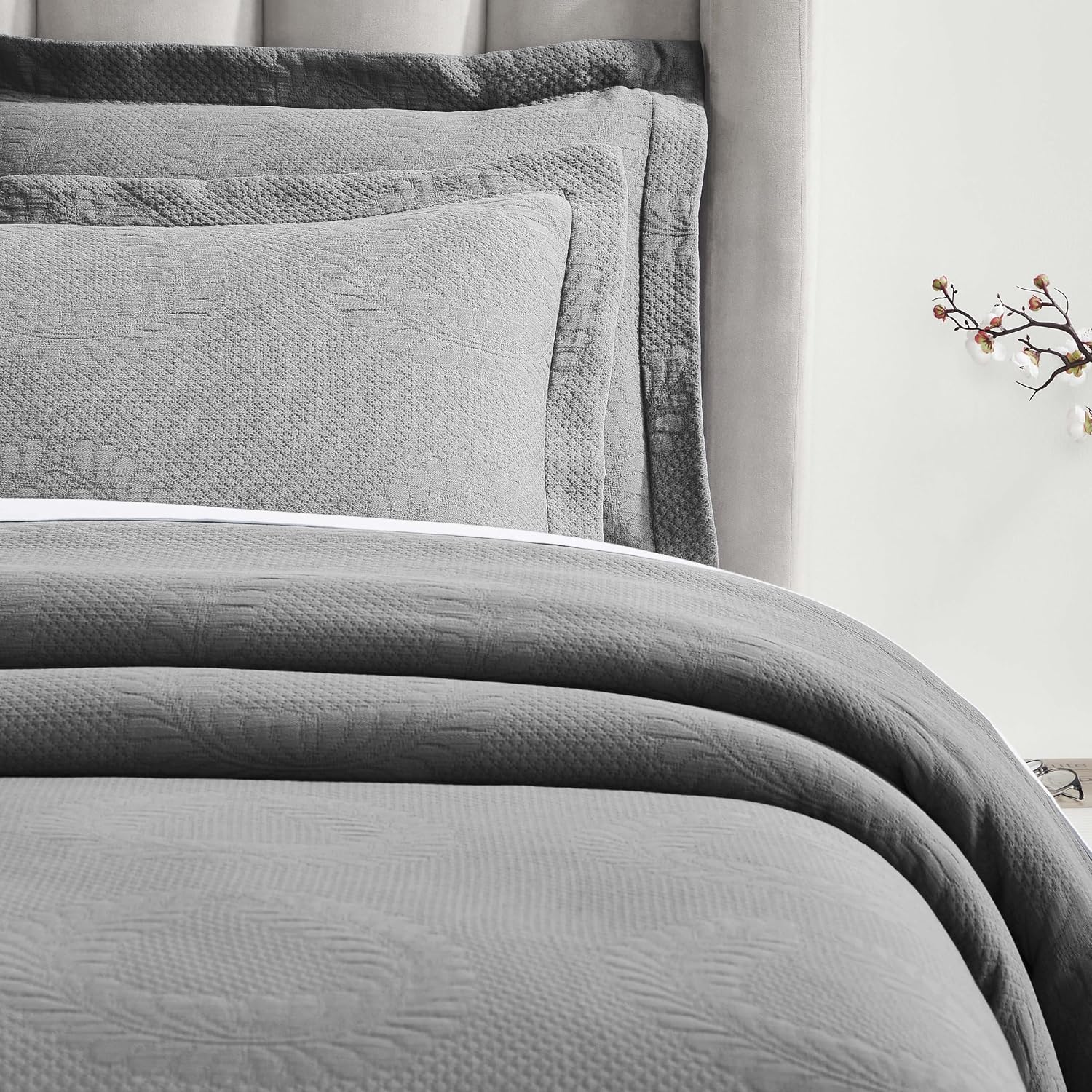Superior 3 Piece Cotton Bedspread Set, Home Bed Decor, Decorative Bed Spread, 2 Pillow Shams, Medium Weight Blanket, Matelasse Coverlet, Bedding Essentials, Peploi Collection, California King, Grey