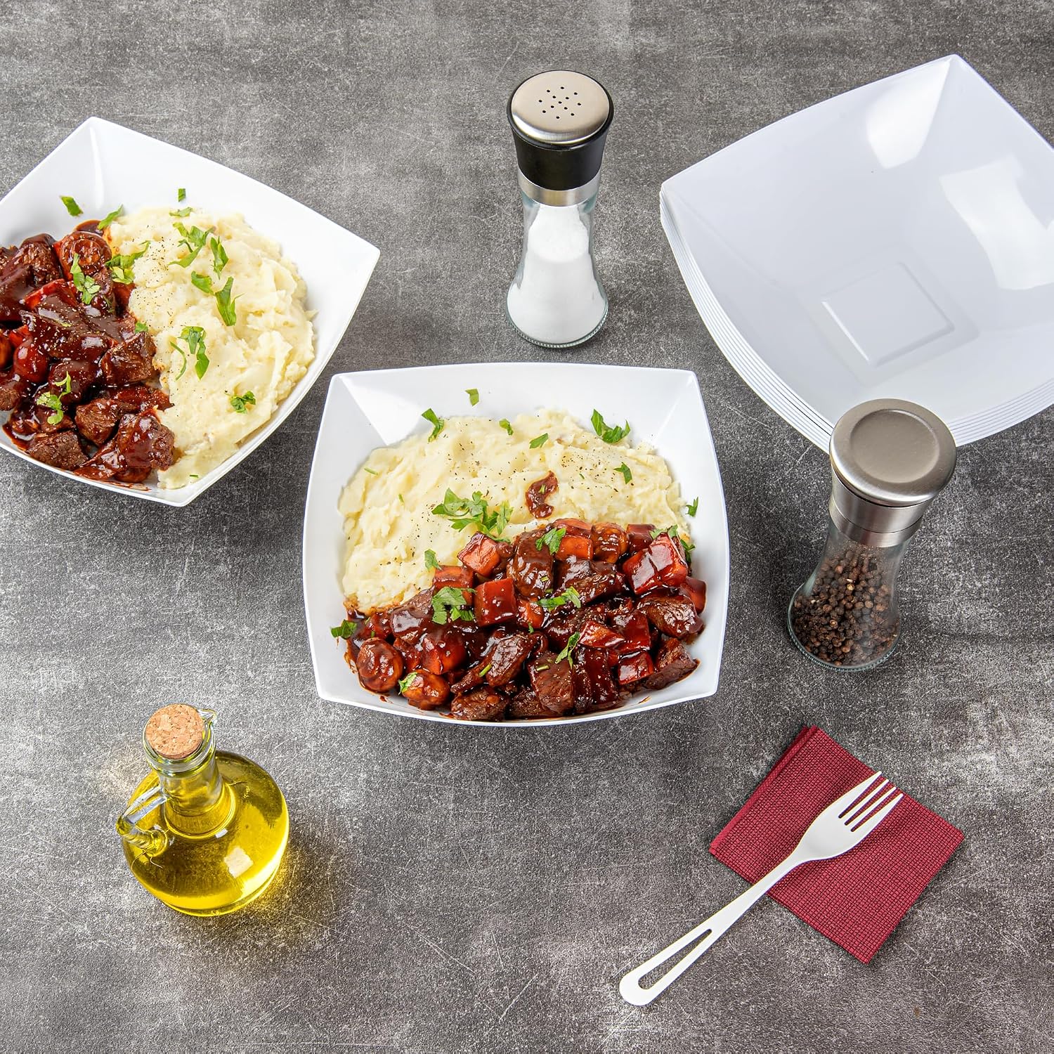 Restaurantware Moderna 64 Ounce Fancy Plastic Bowls 100 Square Disposable Salad Bowls - Durable Heavy-duty White Plastic Bowls For Warm And Cold Foods