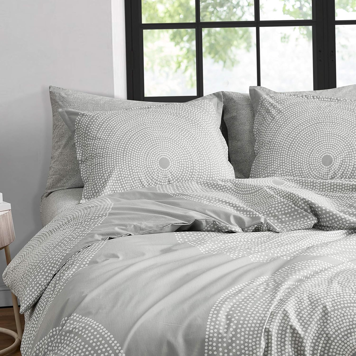 Marimekko - King Duvet Cover Set, Smooth Cotton Percale Bedding with Matching Shams, Lightweight Home Decor (Fokus Grey, King)