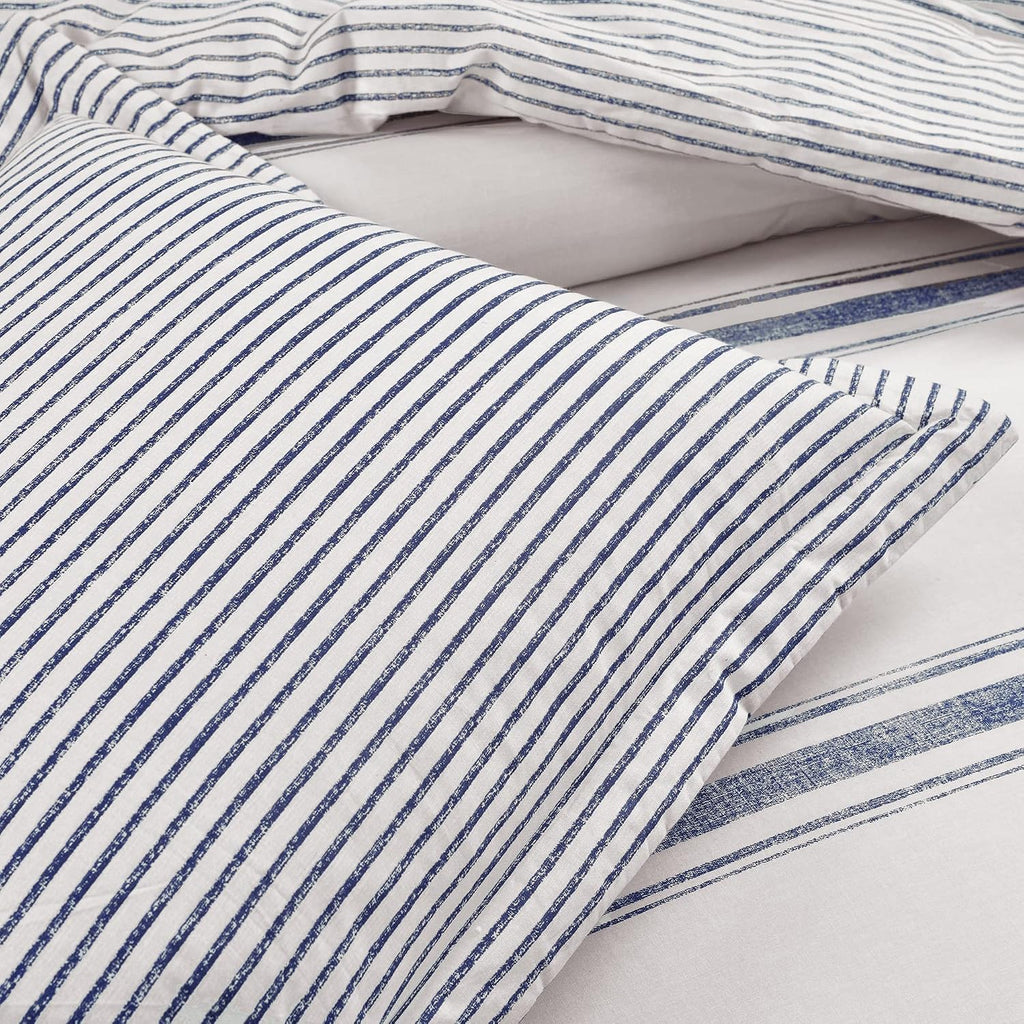 Lush Decor Farmhouse Stripe Reversible Cotton Comforter Set, 3 Piece Set, California King, Navy - Cozy Farmhouse Bedding Set - Rustic Decor - Striped Comforter - Modern Farmhouse Bedroom Decor